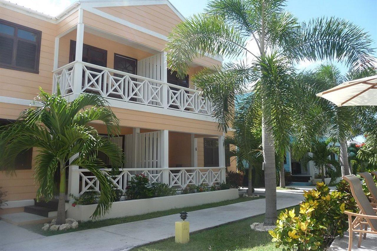 Buccaneer Beach Club Aparthotel Dickenson Bay Exterior photo